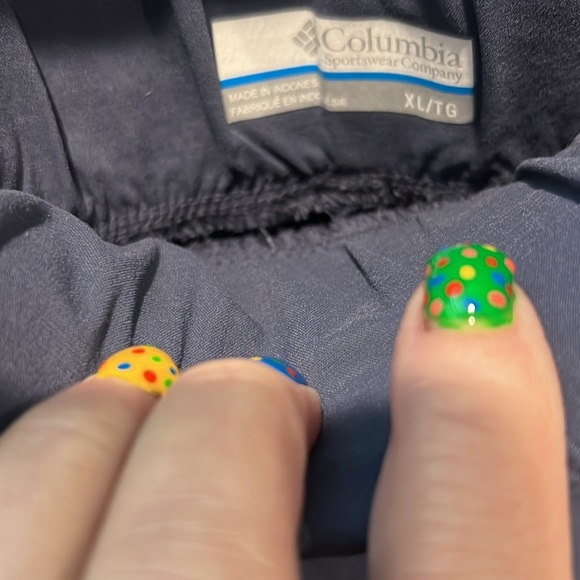 Columbia XL  nylon pants - Picture 2 of 4